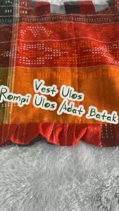 Vest Ulos / Rompi Dewasa Perempuan / Rompi Ulos Batak / Model Rumbai / R S