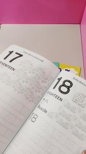 Mornington สมุดคัดลายมือ แบบฝึกหัดคัด ก.ไก่ ABC ตัวเลข 3ภาษา พร้อมระบายสี / เล่ม