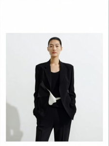 Black and White Spliced Waist Accentuated Geometric Decorated Suit Jacket