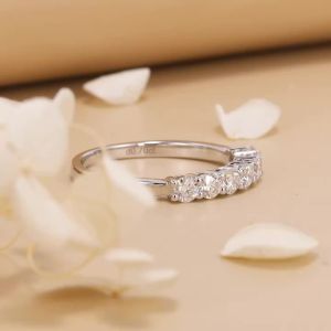 M-JAJA 7PCS 0.7CT Moissanite Wedding Band S925 Sterling Silver for Women Party Fine Jewelry 18K Gold Plated Diamond Ring Gift