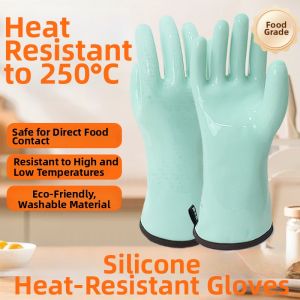 Heat Resistant Insulated Oven Gloves