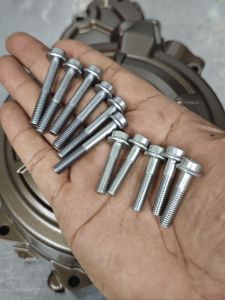 ชุดน็อตแคร้งซ้าย CB500F cbr500r cb500x 2014 ถึง 2020 รับประกันของแท้เบิกศูนย์