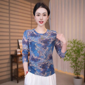 เสื้อยืดคอกลมแขนยาวผู้หญิง ทรงหลวม ทรงเข้ารูป แฟชั่นฤดูใบไม้ร่วง 2025 เสื้อเชิ้ตคอร์ดูรอยตาข่ายแบบลำลอง ทรงเข้ารูป