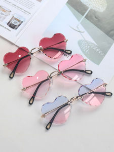 Internet Celebrity Dopamine Wear Heart Glasses Female Fashion Peach Heart Gradient Pink Sunglasses Harajuku Style Cute Sunglasses