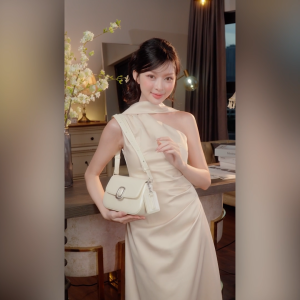 Túi Yuumy (Thời trang nữ khóa oval kèm gương mini - Túi đeo chéo da Glossy YN312)