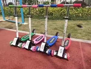 Kick Scooter for Kid Stability Design Adjustable T-Bar & Lean-to-Steer for Ages 3-9 Max Weight