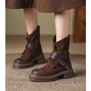 Autumn/Winter Insulated Slim Fit Heighten Platform Boots: A Comprehensive Guide