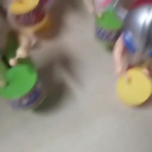 Mainan Anak Laki Perempuan Musik Drum Putar Tambur Wind Up / Karakter Hewan Koleksi Kartun