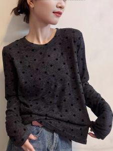 เสื้อยืดคอกลมแขนยาวลายจุดสีเทา ทรงหลวม ทรงหลวม สไตล์ลำลอง ฤดูใบไม้ร่วง เสื้อผ้าทำงานสำหรับผู้หญิง วัสดุอื่นๆ