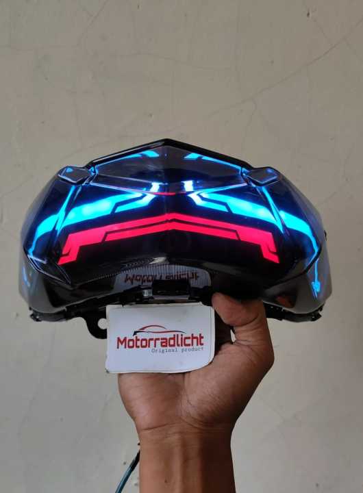 Stoplamp%20Lezzy%20Vario%20125/150%20Old%20Blue%20Ice%20Custom%20-%20Image%204