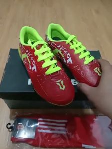 KIDZTUBS Sepatu Bola Anak Laki Laki Size 28 29 30 31 32 33 34 35 36 TUBS1025020125