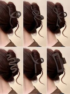 กิ๊บติดผมสีน้ำตาลเงาขนาดใหญ่สำหรับผู้หญิง กิ๊บติดผมสไตล์ใหม่ปี 2025 สไตล์เกาหลี กิ๊บติดผมสีน้ำตาลเงาแบบหนีบผมสีน้ำตาล