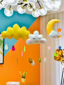 Childrens Room Decorative Felt Cloud Moon Smile Face Hanging Ornament Non-Woven Fabric Nursery School Window Air Hanging Decoration