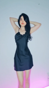 Đầm ngủ phi lụa cao cấp WANNABE váy ngủ 2 dây cúp ngực phủ  2 lớp tạo độ phồng giúp ngực căng tròn DNS38