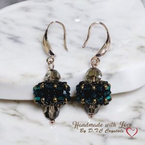 [D.T.C Crystals] Handmade Emerald Lantern with Swarovski Crystals Earrings