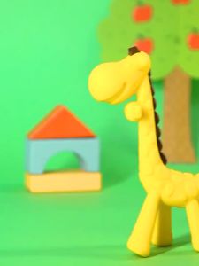 Mainan Gigitan Bayi Jerapah Teether Baby Giraffe Food Grade BPA FREE Bahan Silikon untuk bayi lebih dari 3 bulan