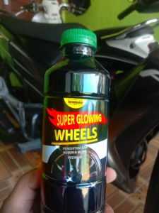 Semir Ban Permanen Super glowing Tahan lama Semir ban Berkualitas Tinggi isi 100 Mili