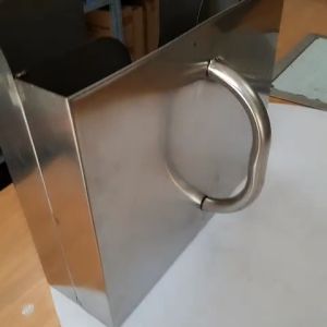 Hộp vỉ nướng inox cầm tay giỏ xách vỉ bếp nướng thùng đựng vỉ inox bếp nướng than hoa giá rẻ