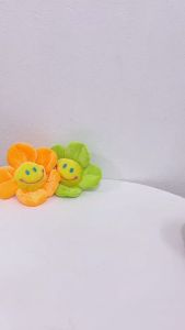 Tẩy Tế Bào Chết Toàn Thân Grace and Glow Rouge 540 Brightening Clay Body Scrub 220gr Với Đất Sét Kaolin + Niacinamide