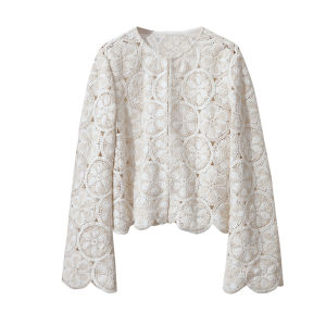 AMII | Spring New Romantic Floral Lace Blouse
