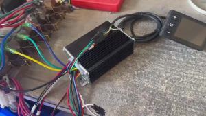 36V/48V/52V/64V 40A 3-Mode Sine Wave Brushless Motor Controller for No. 2 Protocol S866 SW900 V889 LCD Display E-Bicycle Scooter