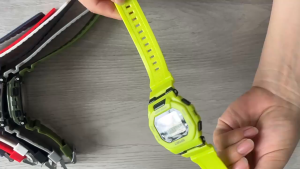 Belia sukan pelajar jam tangan elektronik versi Korea bergaya jam tangan pelbagai fungsi