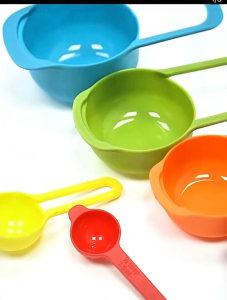 4 to 6Pcs Set of Measuring Spoons Kitchen Cooking Baking Scale Tool Measuring Cups Spoons Cookware Overlapping storage design