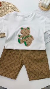 Baby Boys clothes set Korean style bear print short sleeves and trendy pants 2pcs suit  baby clothes 0-5 years