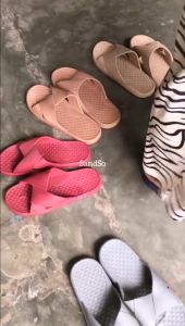 SandSo Q15 Sandal Wanita Polos Karet Jelly: Kenyamanan & Keamanan di Rumah & Pantai