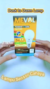 LAMPU LED SENSOR CAHAYA MATAHARI MEVAL 5 WATT CAHAYA PUTIH & KUNING