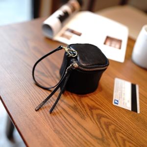 Fashionable Portable Retro Solid Color Handbag Short Ladies Wallet Simple Elegance Coin Purse Compact Size Leather Goods