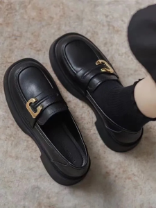 รองเท้า Loafers สำหรับผู้หญิง ทรงหนา พื้นยาง ด้านใน PU รองเท้าทำงาน ส้นแบน ทรงหัวมน แฟชั่นฤดูใบไม้ผลิและฤดูใบไม้ร่วง