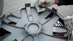 Replacement 14in Two-tone Hubcap 2012