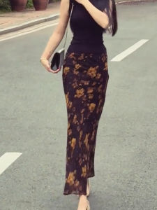 MANMI | Retro Floral Half Skirt