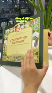 Truyện tranh - Lược sử nước Việt bằng tranh Bìa Cứng