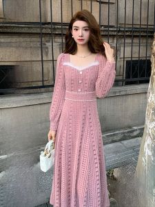 Elegant Pink Velvet Long Dress Womens Autumn Winter Slimming Gown V-neck High-waisted A-line Skirt Elegant Atmosphere