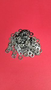 แหวนอีแปะ แหวนรองน็อตเบอร์ 8 M5 (5มม.x10มม.) หนา 0.8 มม. วัสดุ สแตนเลส 304 (ถุงละ 30 ตัว)