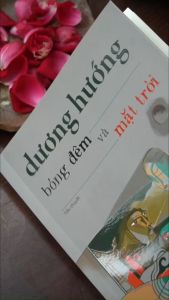 Sách - Bóng đêm và mặt trời - NXB Phụ nữ VN (Sách Văn học Việt Nam)