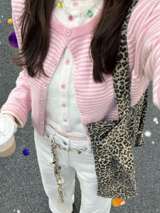 YUEZHONGWEI | Illusion Two-Piece Pink Stripe Knitted Cardigan