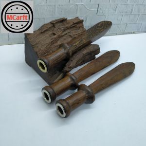 Padutan Once pipa kayu kelor Jawa motif pedang C268