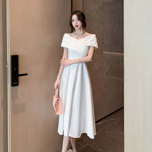Elegant White Long Dress French Style Simple Design Mid-Waist Slim-Fit Gown for Wedding Party Performance Daily Wear