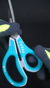 Kéo cắt cầm tay TOTAL chất liệu thép không gỉ độ dày lưỡi 2.5mm đa chức năng tiện lợi