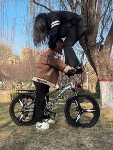 Shock Absorbent Adjustable Speed Kids Bike 24 Inch
