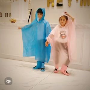 เสื้อกันฝน ชุดกันฝนเด็ก เสื้อกันฝนเด็ก ทรงค้างคาว ขนาดพกพา มี4สี