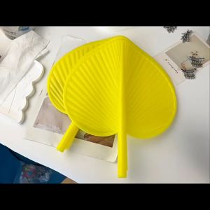Kipas Satay Tangan Plastik Daun Kipas Kipas Mengkuang Plastic Hand Fan