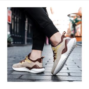 QLshop  สินค้าแนะนำ รองเท้าผ้าใบแฟชั่น รองเท้าผ้าใบทรงสปอร์ตสุดฮิต มาให้เลือกซื้อหลากหลายสี แต่พูดเลยว่าสีไหนใส่แล้วก็รอด ใส่ง่ายแต่งตัวสบายเข้าได้กับทุกลุค รีบเลยห้ามพลาด