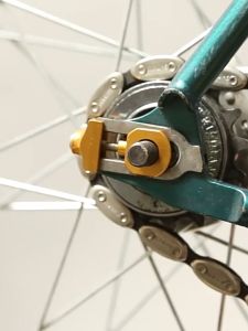Setelan Rantai Anting Sepeda BMX Fixie Single Speed Chain Adjuster Tensioner Alloy