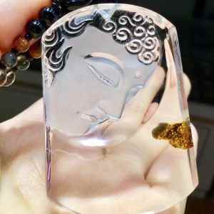 Pure natural Brazil old mine yellow gum flower corporeal big day Tautagata flame Buddha pendant color run bless the edge of the Lord long long career love double harvest crystal transparent wear life peace step by step. Size: 56.5*38.5*10mm