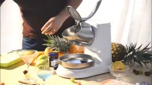 🔥รับประกัน10ปี🔥เครื่องไสน้ำแข็ง ในสต็อกจัดส่งทันที เครื่องบดน้ำแข็ง เครื่องทำน้ำแข็งไส ปรับได้ 1000W/2000W เครื่องไสน้ำแข็ง รัประกัน เครื่องใสน้ำแข็ง Ice crusher ใบมีด 6 ใบ เครื่องไสน้ำแข็งเกล็ดหิมะ ที่บดน้ำแข็ง เครื่องทำน้ำแข็งใส เครื่องบิงซู