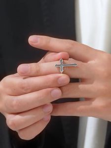 SHISHANGMEIDI | Retro Roman Style Mens Cross Ring